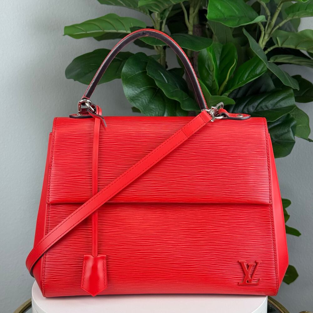 💎✨ Authentic Louis Vuitton Coquelicot Epi Cluny Handbag